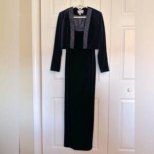 Evening Dress in dark blue velvet with beaded trim